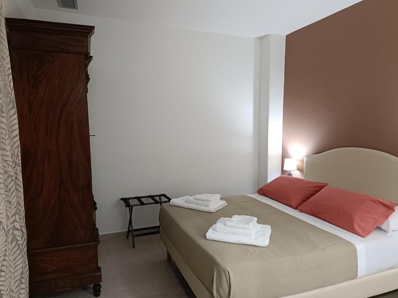 Bed and Breakfast Timpabella House Acireale Esterno foto